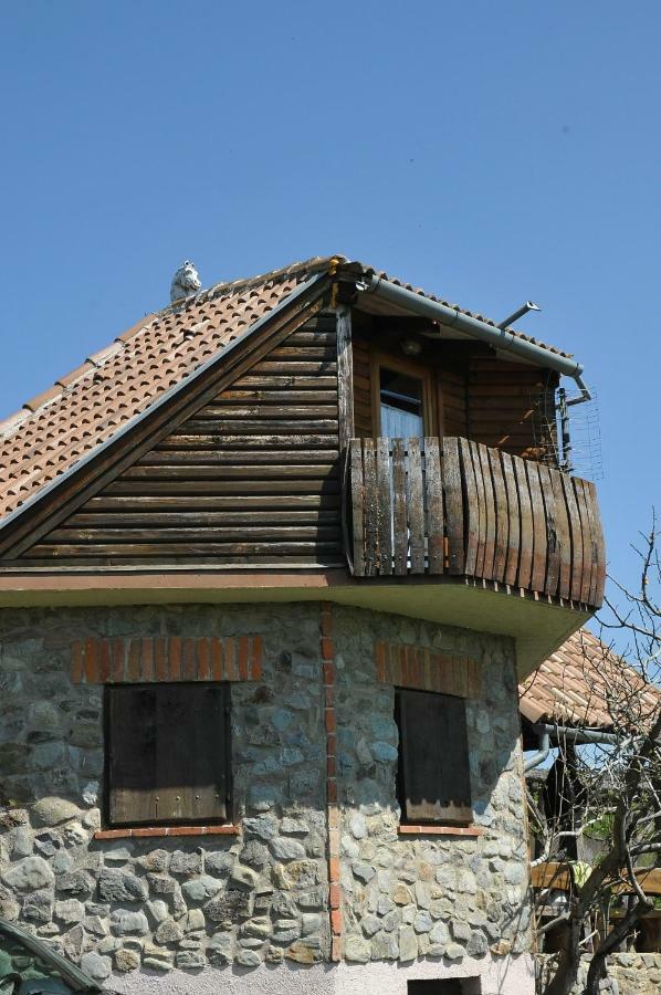 Robinson Vila Kitokret Kutjevo Eksteriør bilde